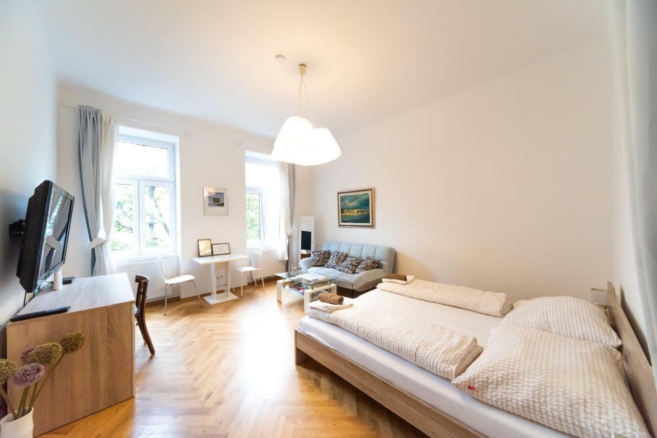 Prater Studio Next Fair, Un, Wu And City Center Apartment Wina Bagian luar foto