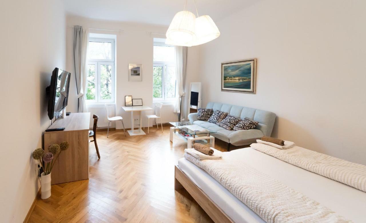 Prater Studio Next Fair, Un, Wu And City Center Apartment Wina Bagian luar foto